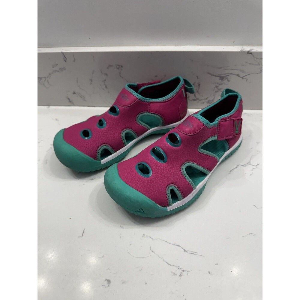 Keen Kids Size 2 Girls Very Berry Sting Ray Water Shoes Hiking Pink Green